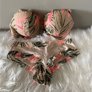 Victoria Secret Bra and Panty Set